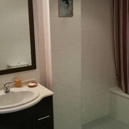 Lägenhet Piso Con Terraza En Rias Altas *